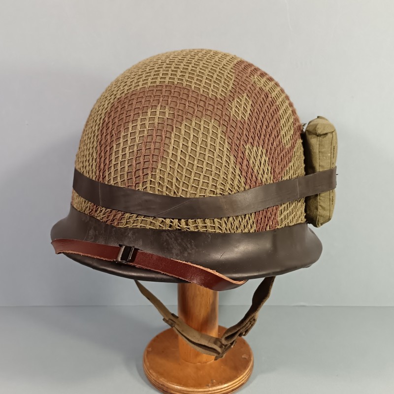 CASQUE FRANCAIS MODELE 1951 AVEC CAMOUFLAGE ET PANSEMENT ETAT NEUF DE STOCK LOURD CARPENTIER 1952 ET LINER CARPENTIER 1953